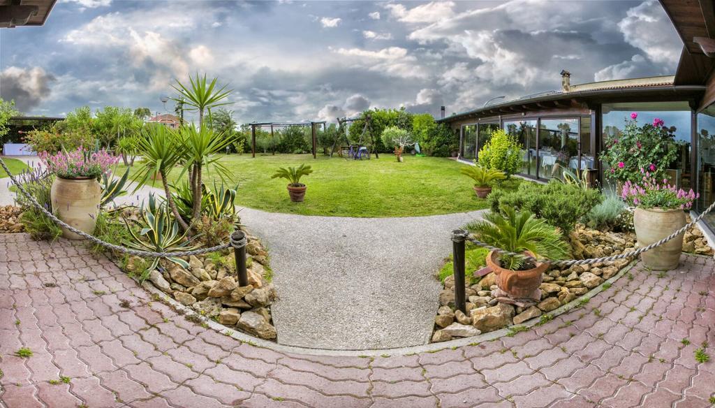 Agriturismo Torre Flavia Ладисполи Екстериор снимка