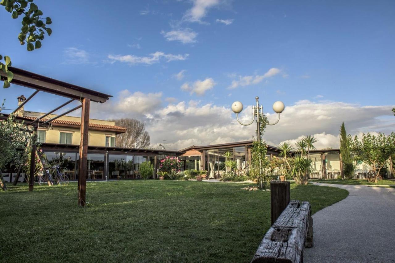 Agriturismo Torre Flavia Ладисполи Екстериор снимка